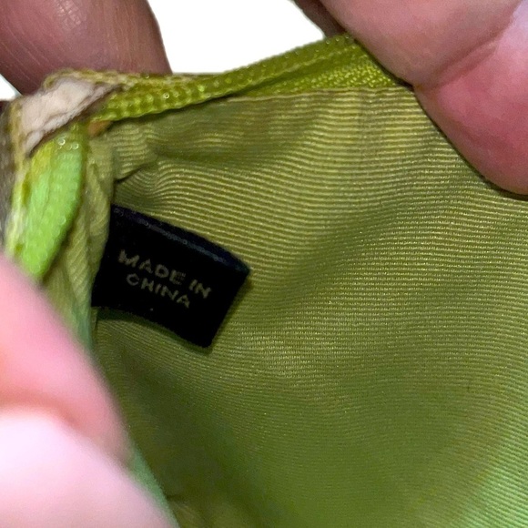 COACH Signature Lemon Green Jacquard/Leather Vintage Wristlet - Picture 8 of 9